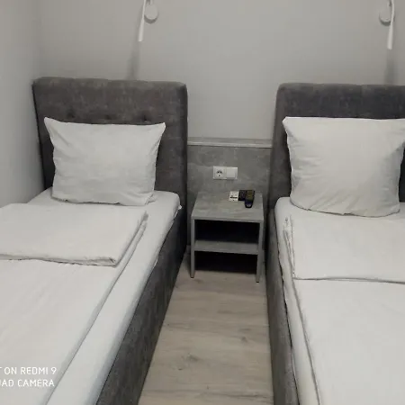 преміум у центрі アパート